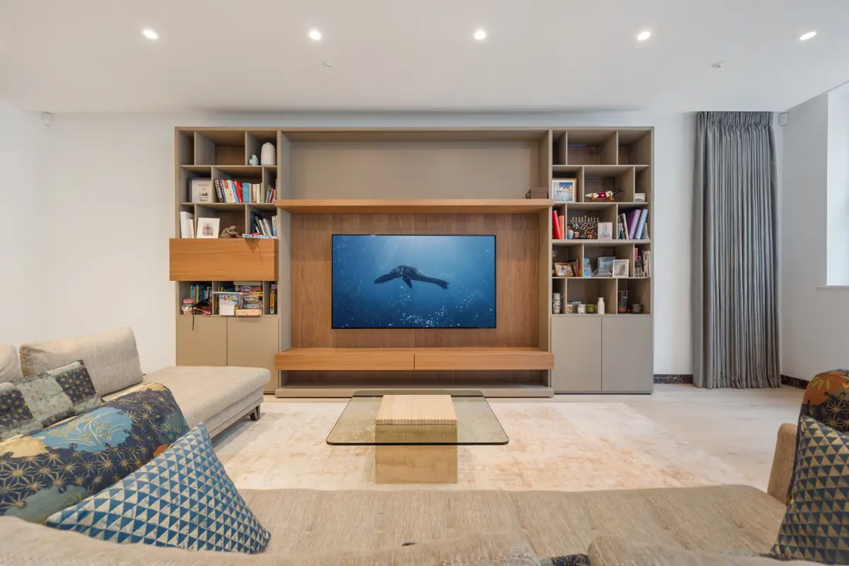 Renovated living room with built-in oak joinery